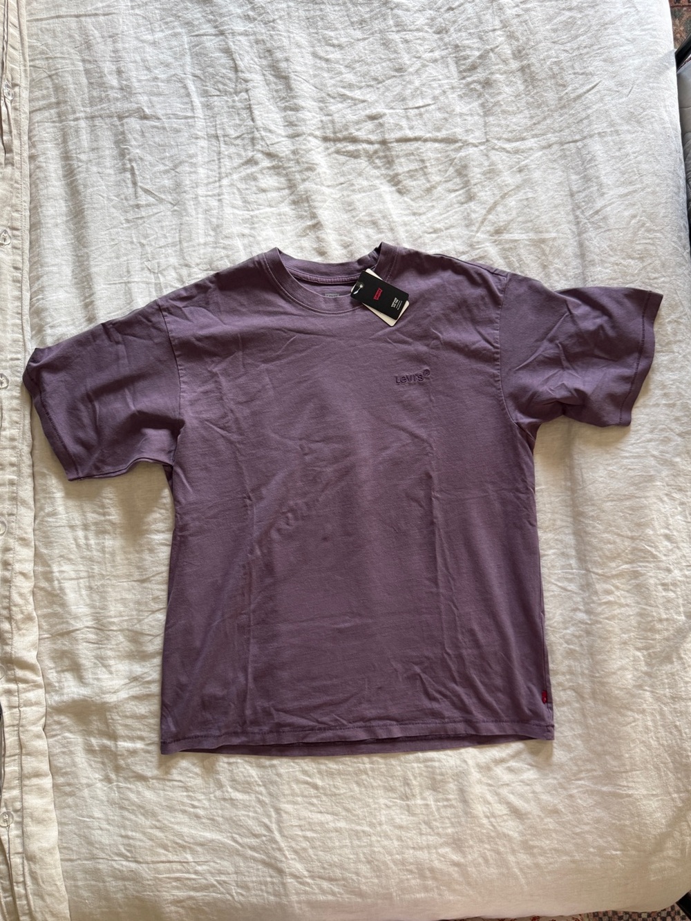 NWT Levi's Men's Aubergine Short-Sleeve Crewneck T-Shirt